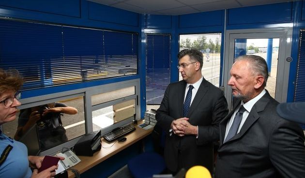 Premijer Republike Hrvatske Andrej Plenkovic i ministar unutarnjih poslova Davor Bozinovic nazocio je pustanju u rad i predstavljanju Schengenskog informacijskog sustava na granicnom prijelazu Bregana