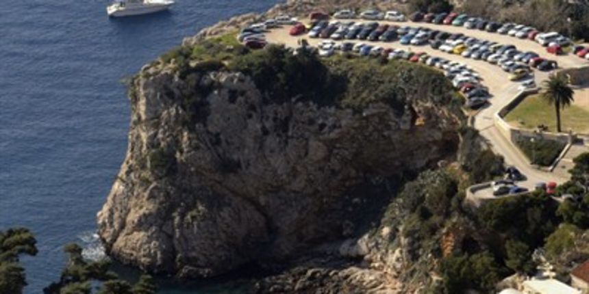 Ronioci u uvali Danče (Foto: Admir Buljubašić/Cropix)