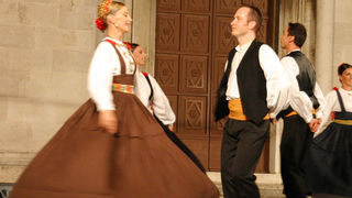 Image 1176153 (auto)