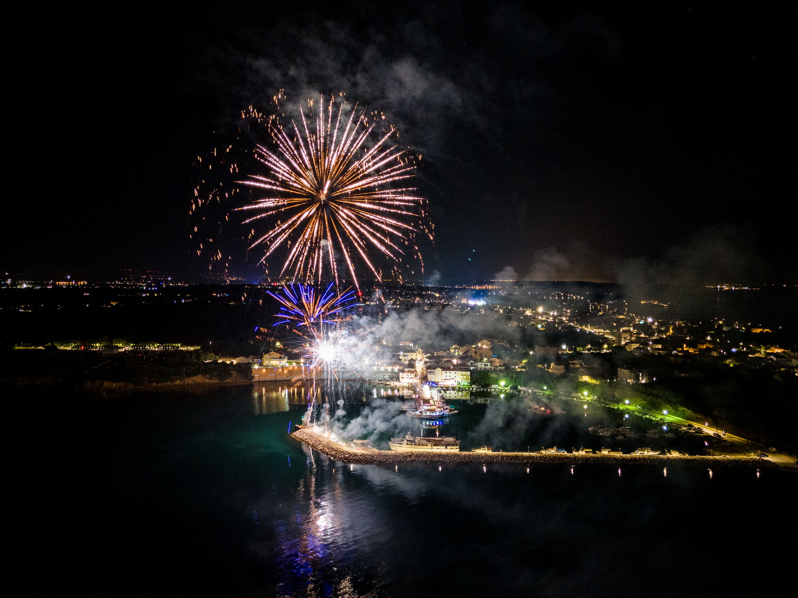 Noć privlačkih ribara i sabunjara 2024 @ luka Stari porat Noć privlačkih ribara i sabunjara 2024 @ luka Stari porat