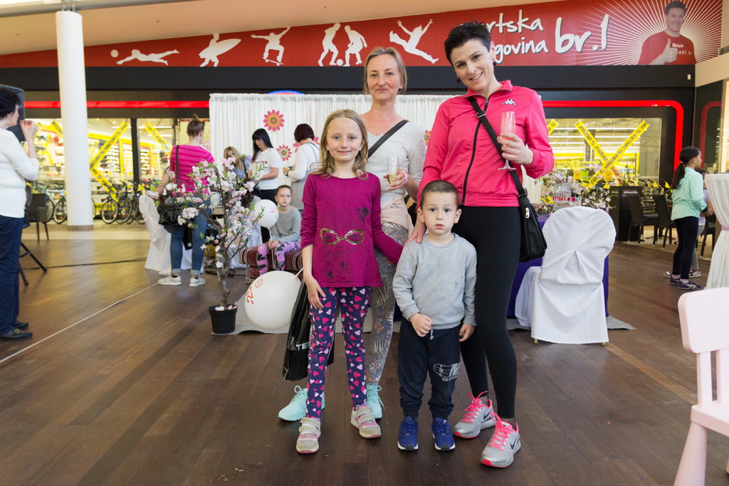 Majčin dan i Super subota u centru Supernova