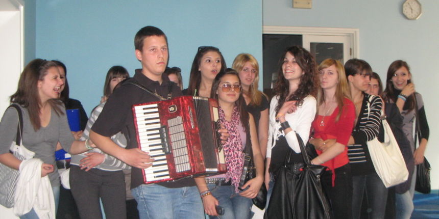 Otvorenje izložbe likovne radionice “Pinel” Otvorenje izložbe likovne radionice “Pinel”