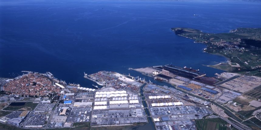 Luka Koper, sloveniatimes.com