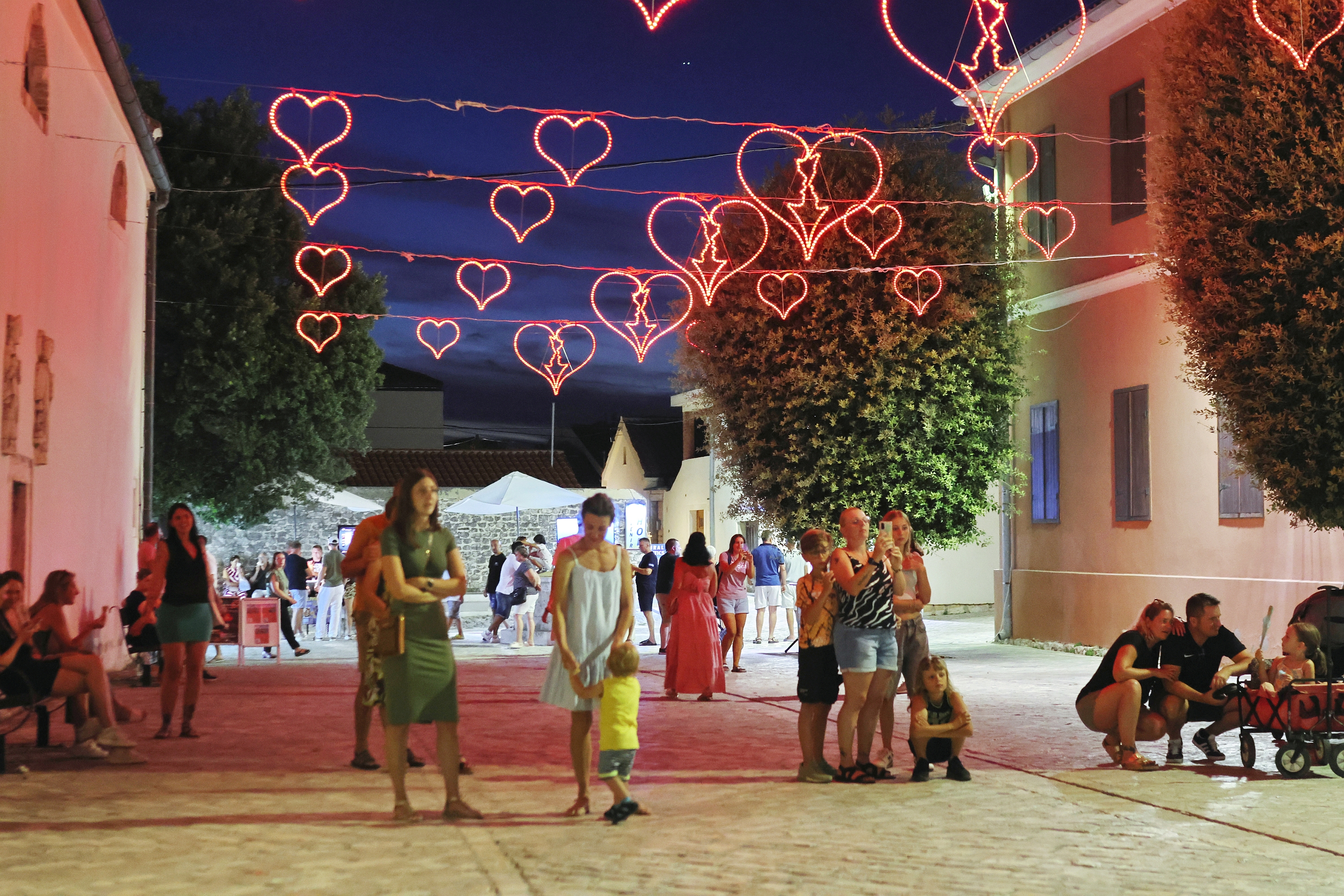 Romantični tjedan u Ninu Romantični tjedan u Ninu