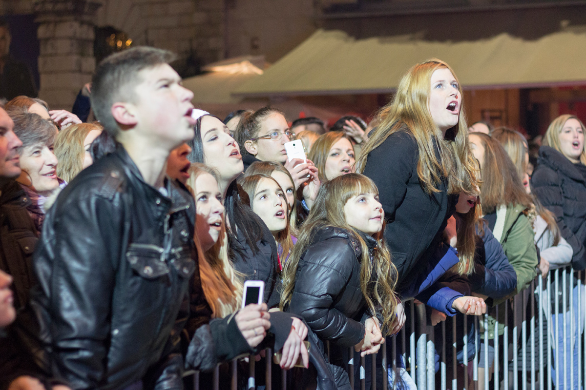 Doček 2017: Najluđa noć na zadarskom Poluotoku privukla više tisuća Zadrana i gostiju Doček 2017: Najluđa noć na zadarskom Poluotoku privukla više tisuća Zadrana i gostiju