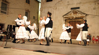 Image 1176187 (auto)