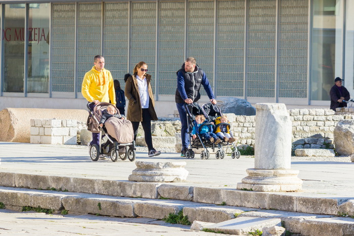 Image 380421 (auto) Image 380421 (auto)