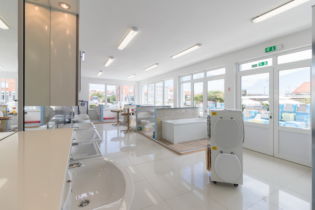 Vrhunska ponuda sanitarija i keramičkih pločica po nevjerojatnim cijenama u novootvorenoj trgovini “Latrina”