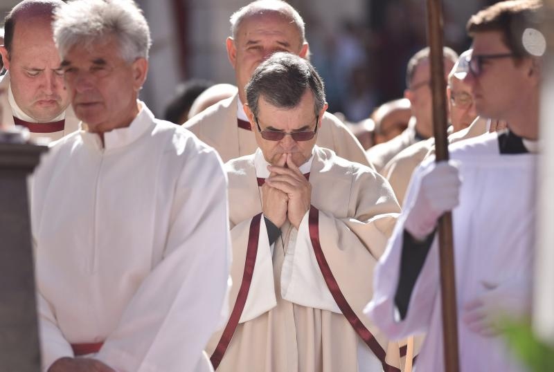 Šibenik: Velikim misnim slavljem i procesijom proslavljen blagdan Sv. Mihovila, Photo: Hrvoje Jelavić/PIXSELL
