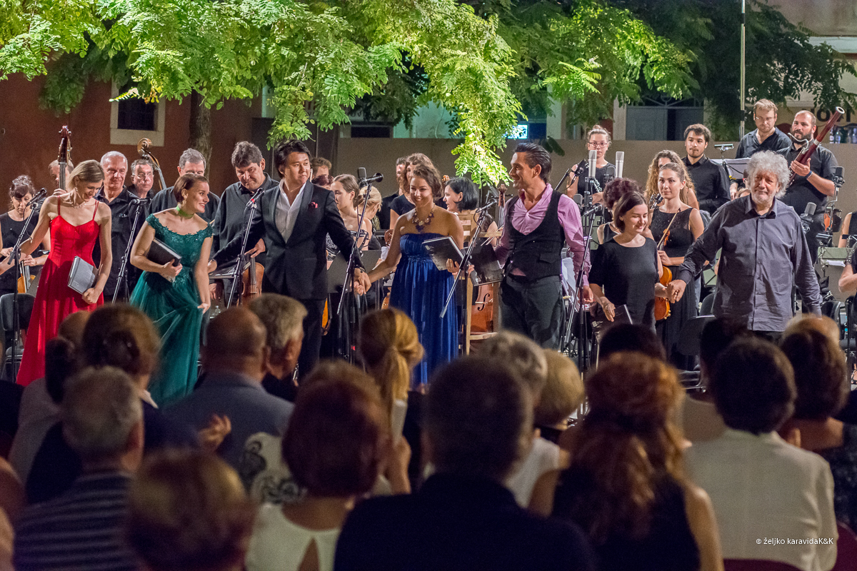 Società Filarmonia iz Italije za kraj Glazbenih večeri u sv. Donatu Società Filarmonia iz Italije za kraj Glazbenih večeri u sv. Donatu