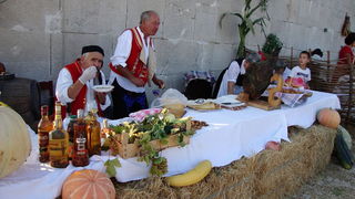 10. jubilarni povijesno-scenski spektakl “Dani Vitezova vranskih” u Vrani. Foto: Gordana Šarić 10. jubilarni povijesno-scenski spektakl “Dani Vitezova vranskih” u Vrani. Foto: Gordana Šarić