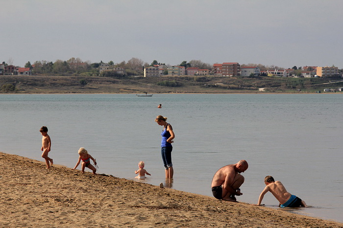 Nedjeljni đir ninskom plažom Ždrijac Nedjeljni đir ninskom plažom Ždrijac