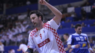 Vrsac, 160112.
Europsko prvenstvo u rukometu u Srbiji.
Prvo kolo, utakmica izmedju Hrvatske i Islanda.
Na slici: Igor Vori.
Foto: Drazen Aleksic / CROPIX Vrsac, 160112.
Europsko prvenstvo u rukometu u Srbiji.
Prvo kolo, utakmica izmedju Hrvatske i Islanda.
Na slici: Igor Vori.
Foto: Drazen Aleksic / CROPIX