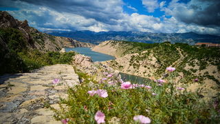 Mario Možnik i njegovi kolege sportaši otvorili su sezonu Bungee Jumpinga sa starog Masleničkom mosta