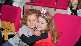 U Kazalištu lutaka Zadar odigrana je predstava “Čarobnjak iz Oza” u režiji Dražena Ferenčine. Foto: Iva Perinčić U Kazalištu lutaka Zadar odigrana je predstava “Čarobnjak iz Oza” u režiji Dražena Ferenčine. Foto: Iva Perinčić