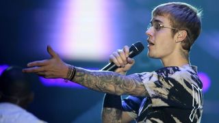 Image 379355 (auto) Image 379355 (auto)