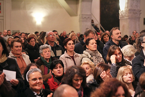 Božićni klapski koncert u crkvi Sv. Frane (foto:Saša Čuka)