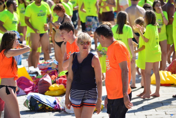 10. dm Millennium Jump na zadarskoj rivi – 3 tisuće skakača poslalo prekrasnu priču u svijet 10. dm Millennium Jump na zadarskoj rivi – 3 tisuće skakača poslalo prekrasnu priču u svijet