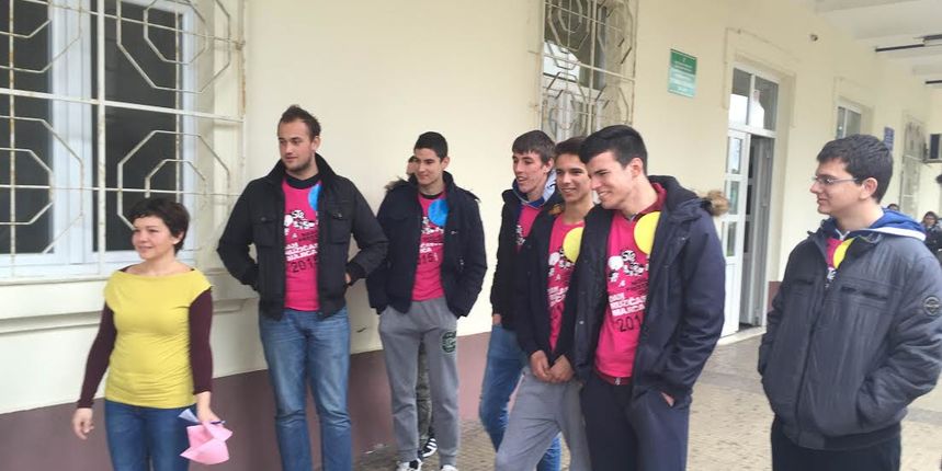 Učenici Poljoprivredne, prehrambene i veterinarske škole Stanka Ožanića obilježili su Dan ružičastih majica Učenici Poljoprivredne, prehrambene i veterinarske škole Stanka Ožanića obilježili su Dan ružičastih majica