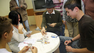 Polaganje vijenaca u more – pomorska skola