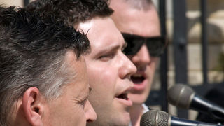 Klapa Kadena na Narodnom trgu, 12. travnja 2009.