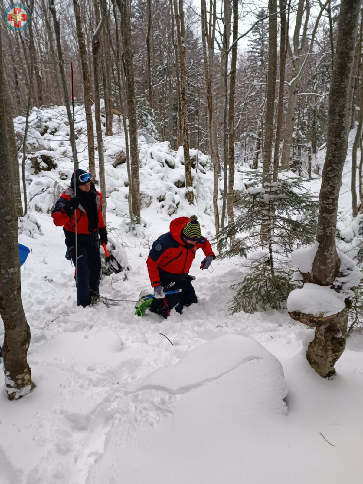 Pripadnici HGSS-a održali zimsku vježbu Velebit 2022. podno vrha Visočica Pripadnici HGSS-a održali zimsku vježbu Velebit 2022. podno vrha Visočica