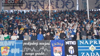 Humanitarno gledanje utakmice Zadar-Cibona u Jazinama Humanitarno gledanje utakmice Zadar-Cibona u Jazinama