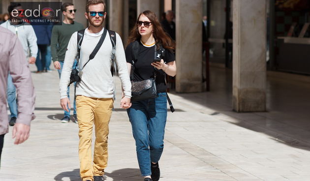 Đir po gradu, subotnja špica 14. travnja 2018., par, romantika, ljubav, veza