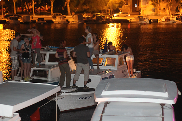 Maraschino bar : Neno Belan & Fiumensi Maraschino bar : Neno Belan & Fiumensi