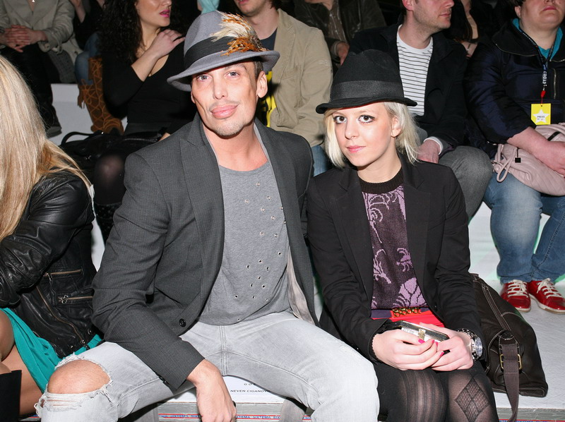 U trgovackom centru West gate odrzana je druga vecer modnog dogadjaja Nivea Cro a porter. Revije ce trajati od 24. do 27. ozujka. U trgovackom centru West gate odrzana je druga vecer modnog dogadjaja Nivea Cro a porter. Revije ce trajati od 24. do 27. ozujka.