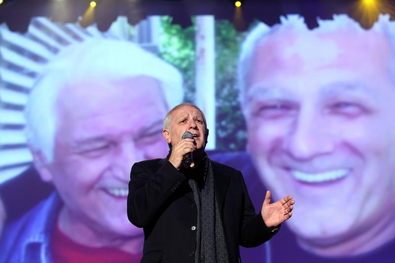 U koncertnoj dvorani Vatroslav Lisinski održan koncert “Hiljade pahulja bijelih” posvećen Kemalu Montenu. Foto. Goran Stanzl/PIXSELL U koncertnoj dvorani Vatroslav Lisinski održan koncert “Hiljade pahulja bijelih” posvećen Kemalu Montenu. Foto. Goran Stanzl/PIXSELL