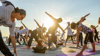 Međunarodni dan joge na Pozdrav suncu