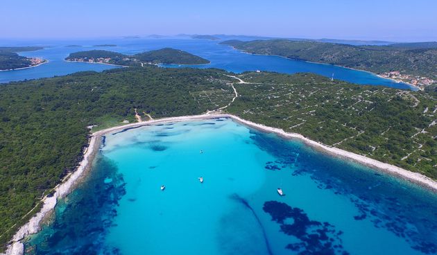 Uvala Sakarun, Dugi Otok