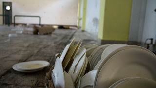 Devastirana bivša vojna baza Šepurine, Foto: Iva Idassa Devastirana bivša vojna baza Šepurine, Foto: Iva Idassa