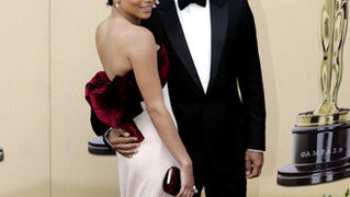 82. Red Carpet Oscara (oscar.go.com)