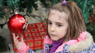 Sveti Nikola darivao mališane na Viru, Krampus bez posla Sveti Nikola darivao mališane na Viru, Krampus bez posla