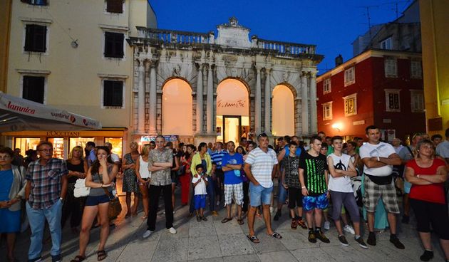 Performeri Saraswati na KalelargArt-u ; foto Iva Perinčić