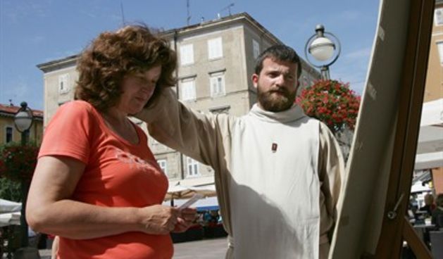 lažni redovnik (foto: Željko Šop / CROPIX)