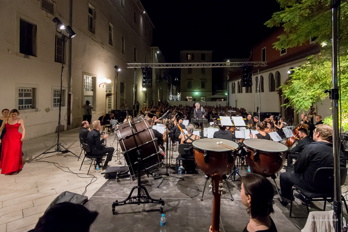 Società Filarmonia iz Italije za kraj Glazbenih večeri u sv. Donatu Società Filarmonia iz Italije za kraj Glazbenih večeri u sv. Donatu
