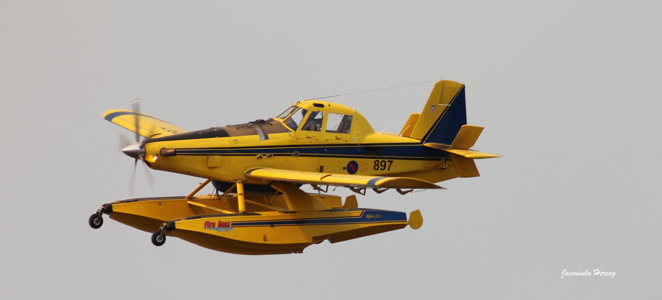 Lokaliziran požar kod Košljuna na otoku Pagu Lokaliziran požar kod Košljuna na otoku Pagu