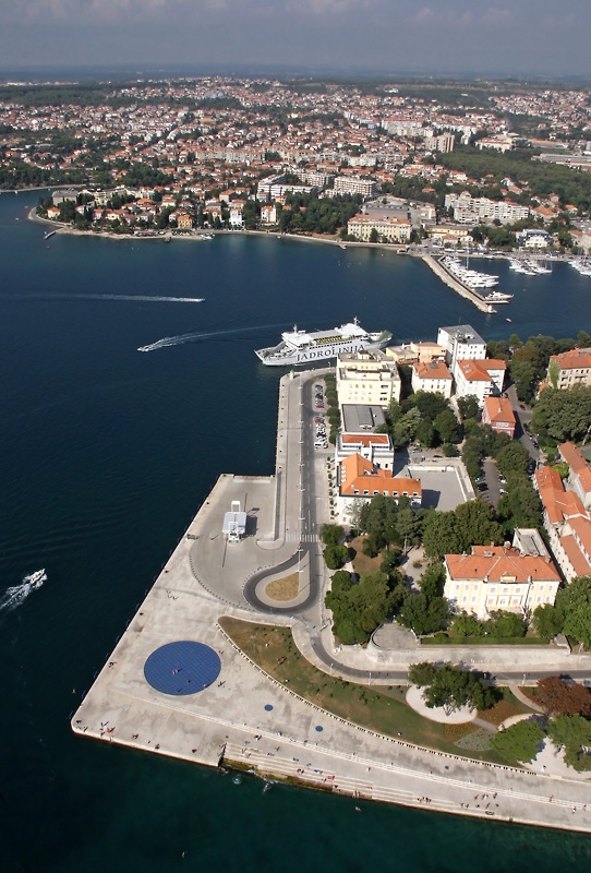 Zadar – Zračne snimke – Morske orgulje, PoZDrav Suncu, Carina (foto: Marin Gospić)