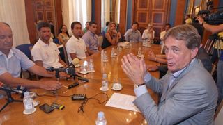 24.07.2013., Zadar – Gradonacelnik grada Zadra Bozidar Kalmeta uprilicio je primanje za zadarske najuspjesnije sportase, osvajace medalja na nedavno zavrsenim 17. Mediteranskim igrama u turskom Mersinu u pratnji njihovih trenera, jedrilicare Simu Fantelu, 24.07.2013., Zadar – Gradonacelnik grada Zadra Bozidar Kalmeta uprilicio je primanje za zadarske najuspjesnije sportase, osvajace medalja na nedavno zavrsenim 17. Mediteranskim igrama u turskom Mersinu u pratnji njihovih trenera, jedrilicare Simu Fantelu,