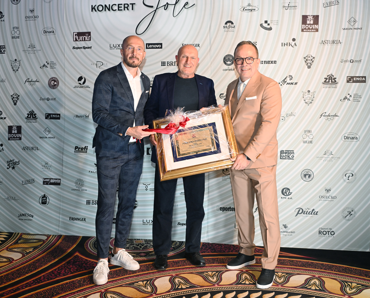 Brojni sportaši, legende i uglednici na proslavi 19. godišnjice emisije sport nedjeljom Brojni sportaši, legende i uglednici na proslavi 19. godišnjice emisije sport nedjeljom