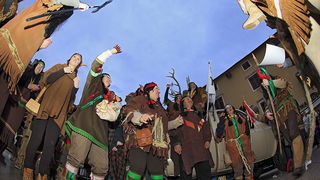 Karneval 2012: Pleme “Crna jama” iz rezervata Stanovi Karneval 2012: Pleme “Crna jama” iz rezervata Stanovi