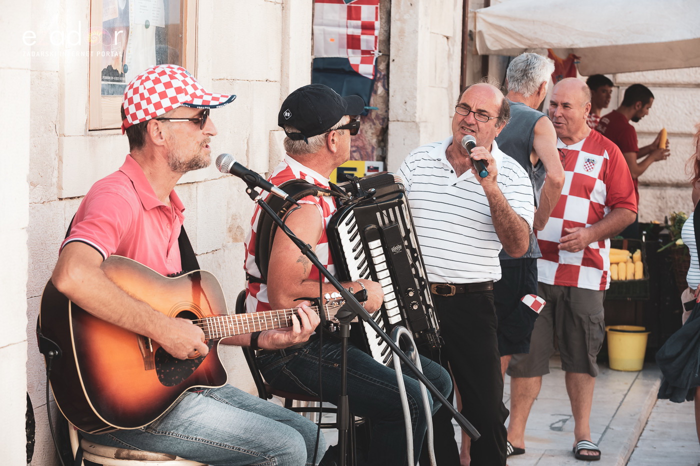 Zadar priredio čudesan doček svojim Vatrenim herojima (1)