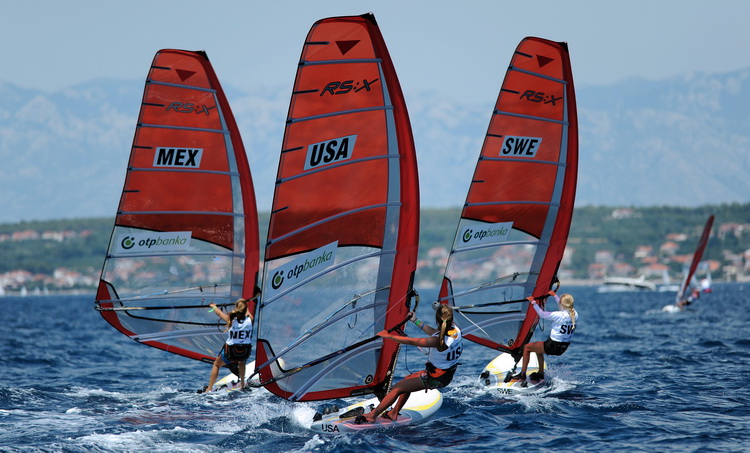 Zadar, 080711.
Svjetsko juniorsko prvenstvo u jedrenju 07.-15.srpnja 2011.
ISAF 2011.
U organizaciji jedrlicarskog kluba Uskok iz Zadra odrzava se svjetsko juniorsko prvenstvo u jedrenju za klase SL 16, 420, 29er, Laser i RS-X. Na prvenstvu se natjece 350 Zadar, 080711.
Svjetsko juniorsko prvenstvo u jedrenju 07.-15.srpnja 2011.
ISAF 2011.
U organizaciji jedrlicarskog kluba Uskok iz Zadra odrzava se svjetsko juniorsko prvenstvo u jedrenju za klase SL 16, 420, 29er, Laser i RS-X. Na prvenstvu se natjece 350