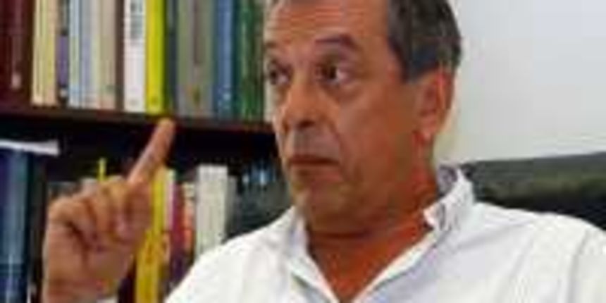 Željko Olujić Željko Olujić