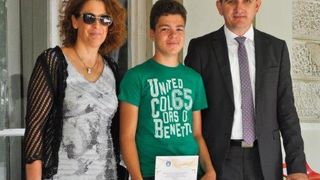 Zamjenik župana primio nagrađene učenike Zamjenik župana primio nagrađene učenike