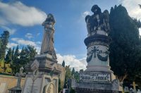 Gradsko groblje Zadar – stare grobnice i impresivni kipovi Gradsko groblje Zadar – stare grobnice i impresivni kipovi