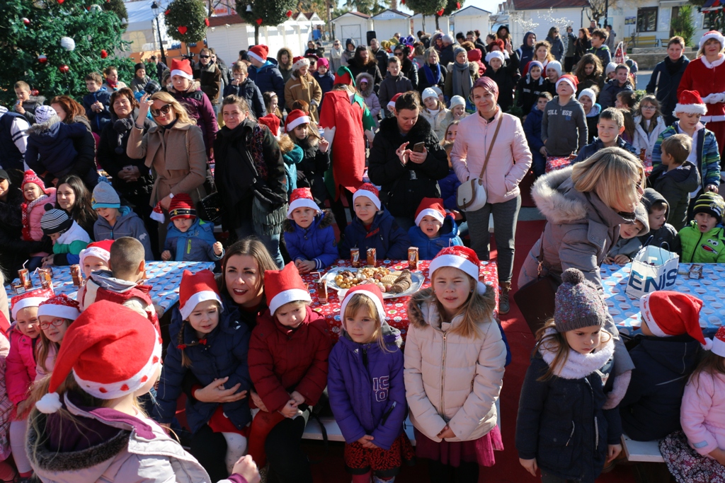 Djed Mraz stigao na Vir! Djed Mraz stigao na Vir!